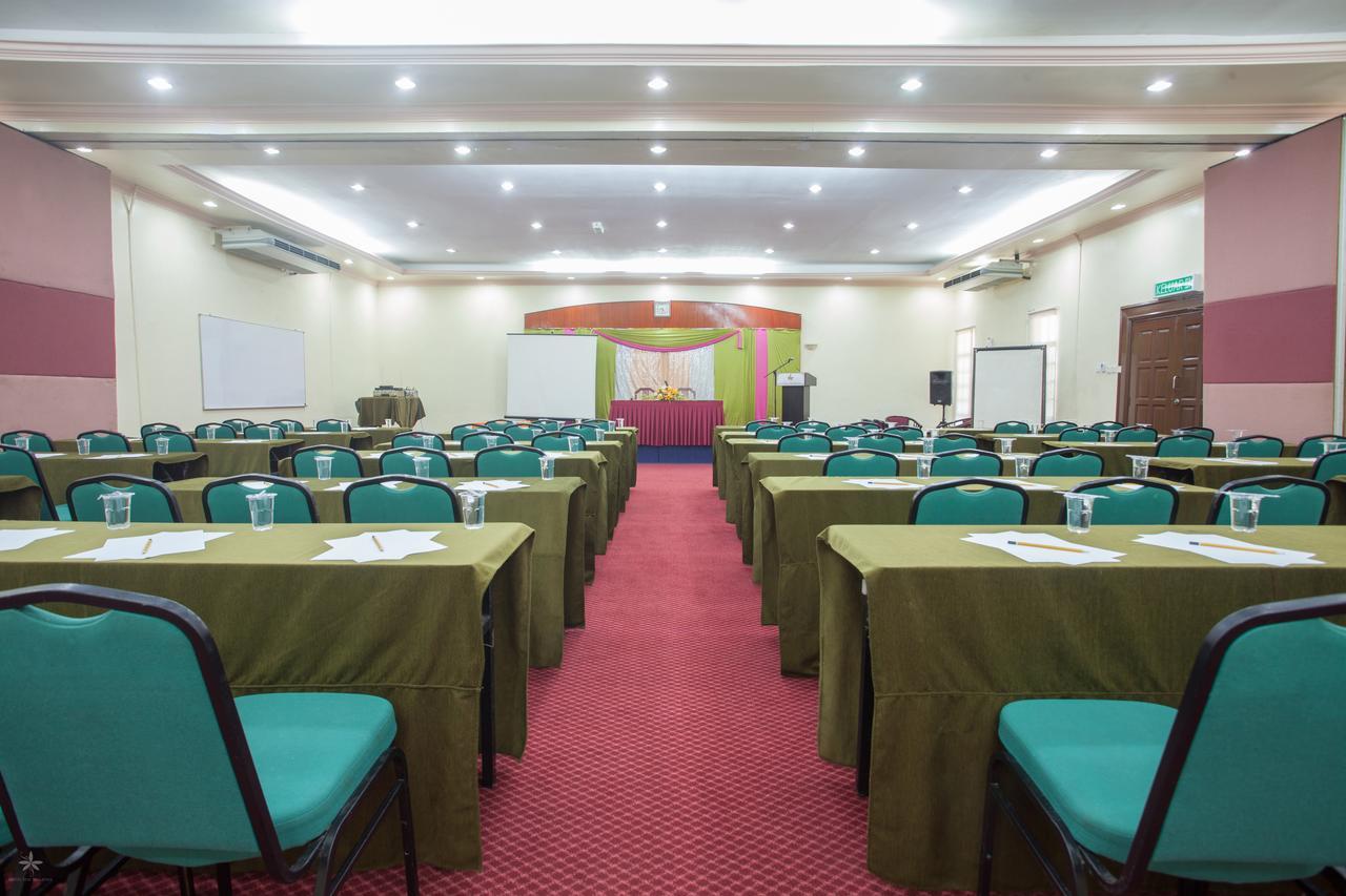 Hotel Seri Malaysia Rompin Kuala Rompin Exterior photo